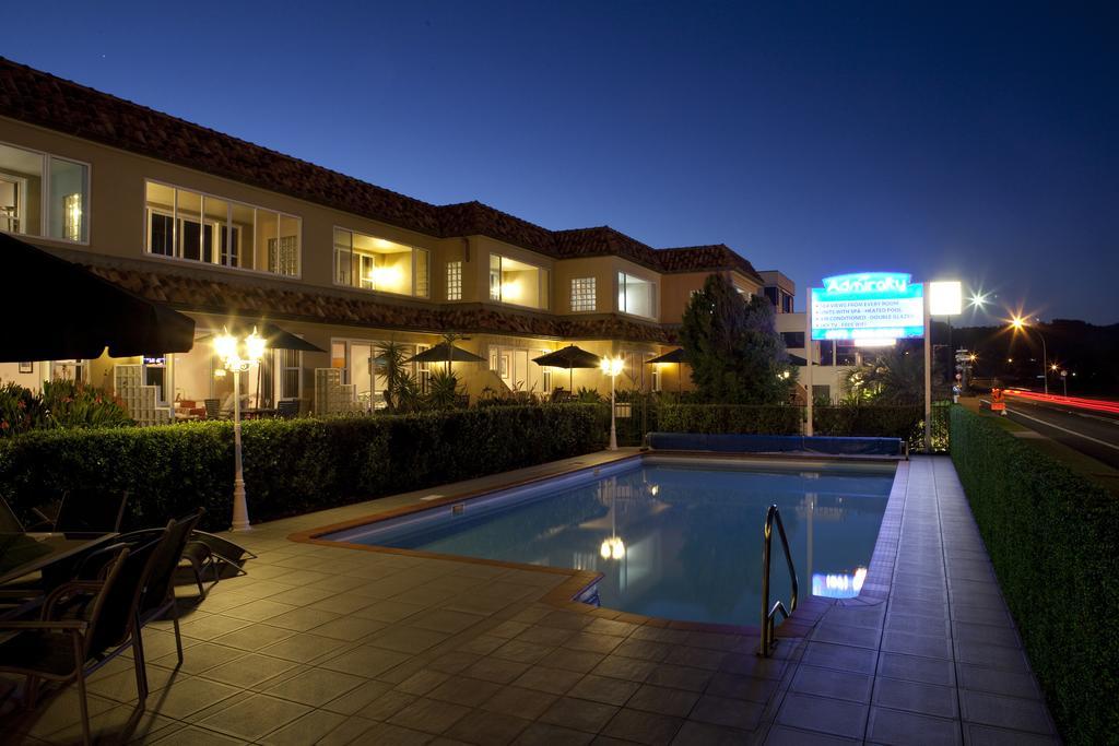 Admiralty Lodge Motel Вітіанга Екстер'єр фото